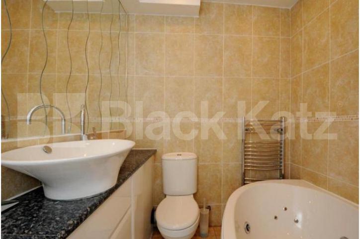 			NEW INSTRUCTION!, 1 Bedroom, 1 bath, 1 reception Flat			 Clanricarde Gardens, NOTTING HILL